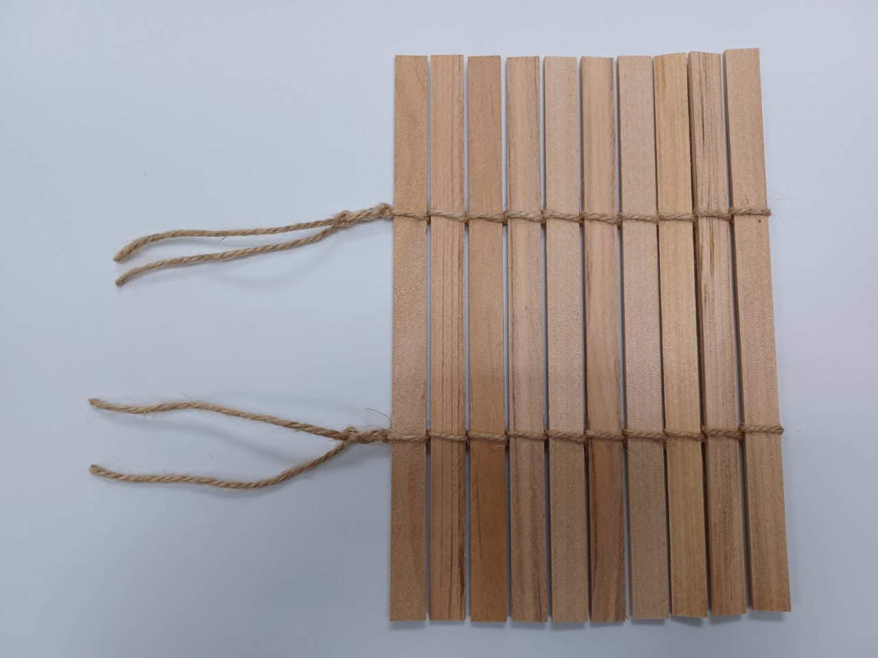 簡冊的編聯仿製品