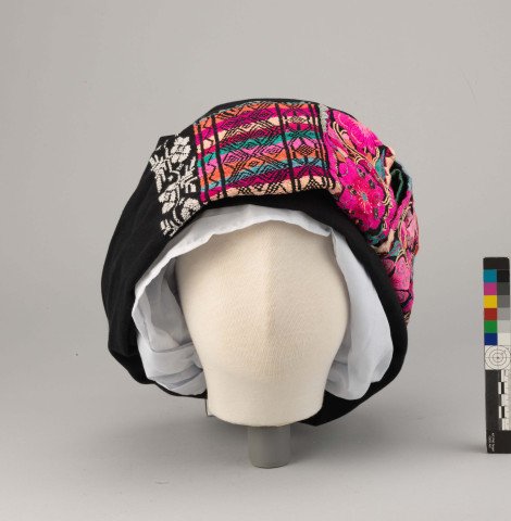 四川茂縣三龍羌族婦女服飾