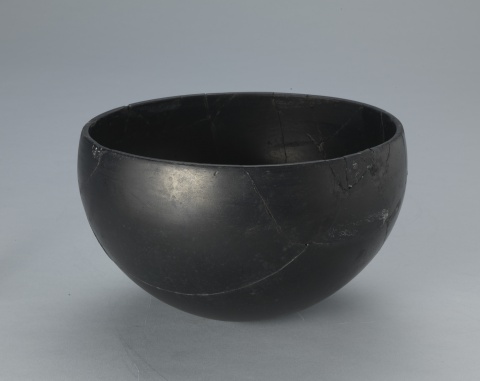 缽