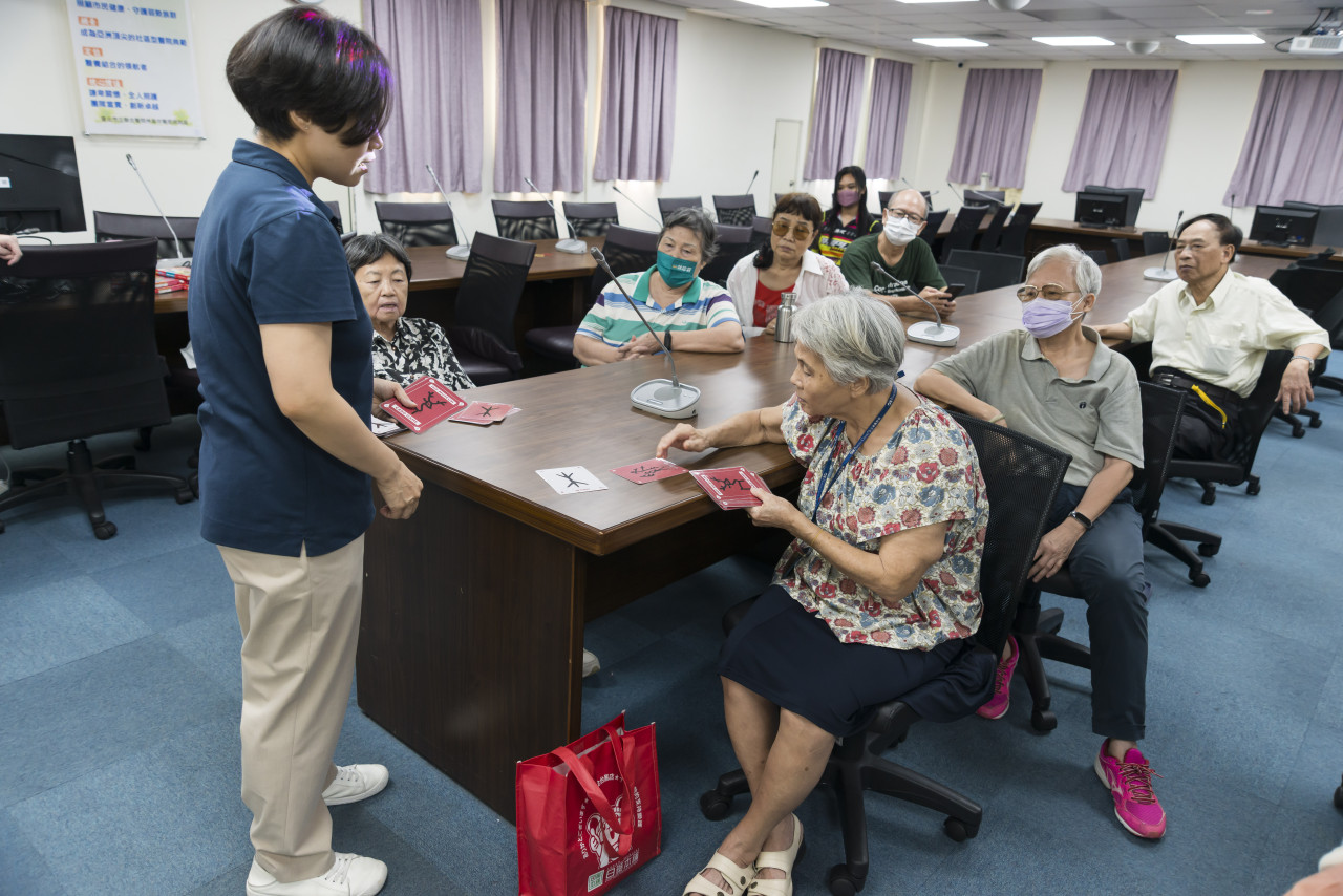 甲骨文這樣玩2.0玩出你的人生卡牌 - 歷史文物陳列館X臺北市立聯合醫院(聯醫社會處方箋外展活動)