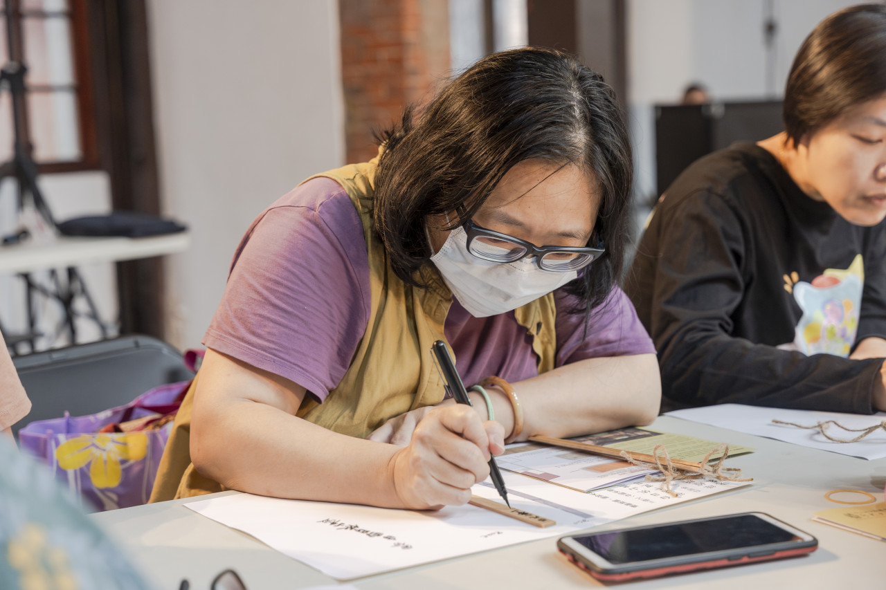 邊聊漢簡、編寫木簡（9/22） - 113年國際失智月特展｜社會處方箋響應工作坊