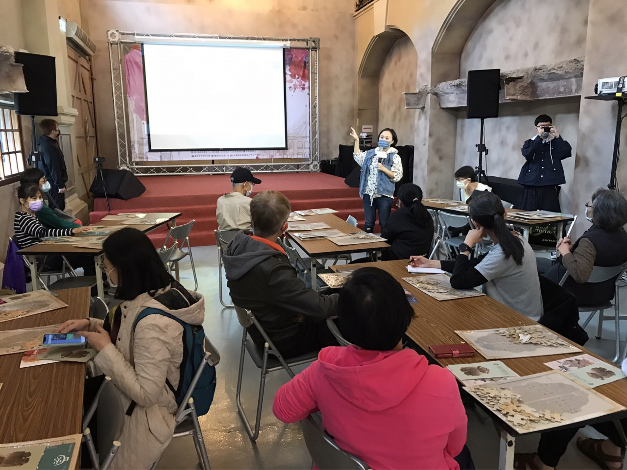 「綴合甲骨、解密遠古」拼圖體驗工作坊 - 臺北聯醫111年失智月活動