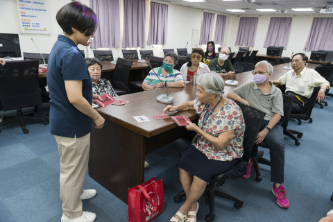 甲骨文這樣玩2.0玩出你的人生卡牌 - 歷史文物陳列館X臺北市立聯合醫院(聯醫社會處方箋外展活動)