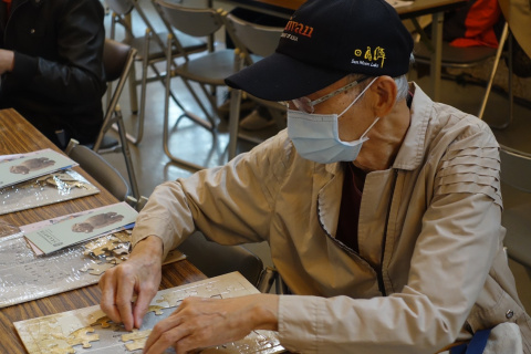 「綴合甲骨、解密遠古」拼圖體驗工作坊 - 臺北聯醫111年失智月活動