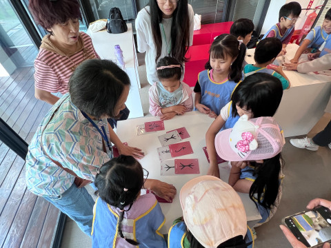 棒打老虎雞吃蟲｜甲骨文遊戲卡牌 - 2026中研附幼參訪活動