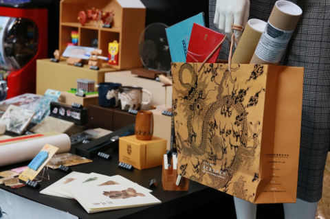 本館文創品進駐「歡迎光臨，學術百貨店！」 - 2023年台北國際書展
