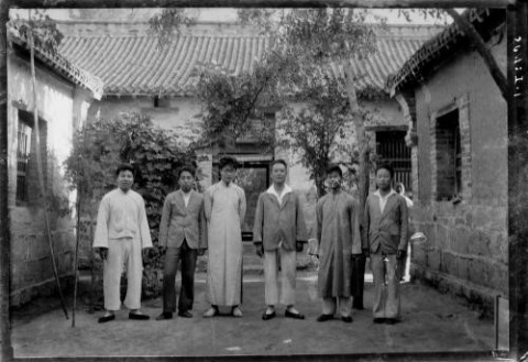 山彪鎮發掘工作人員