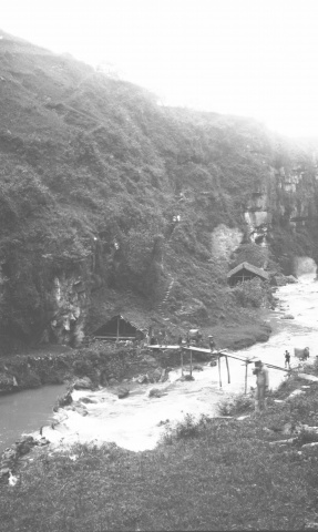 人與地：環境區分與人類適應