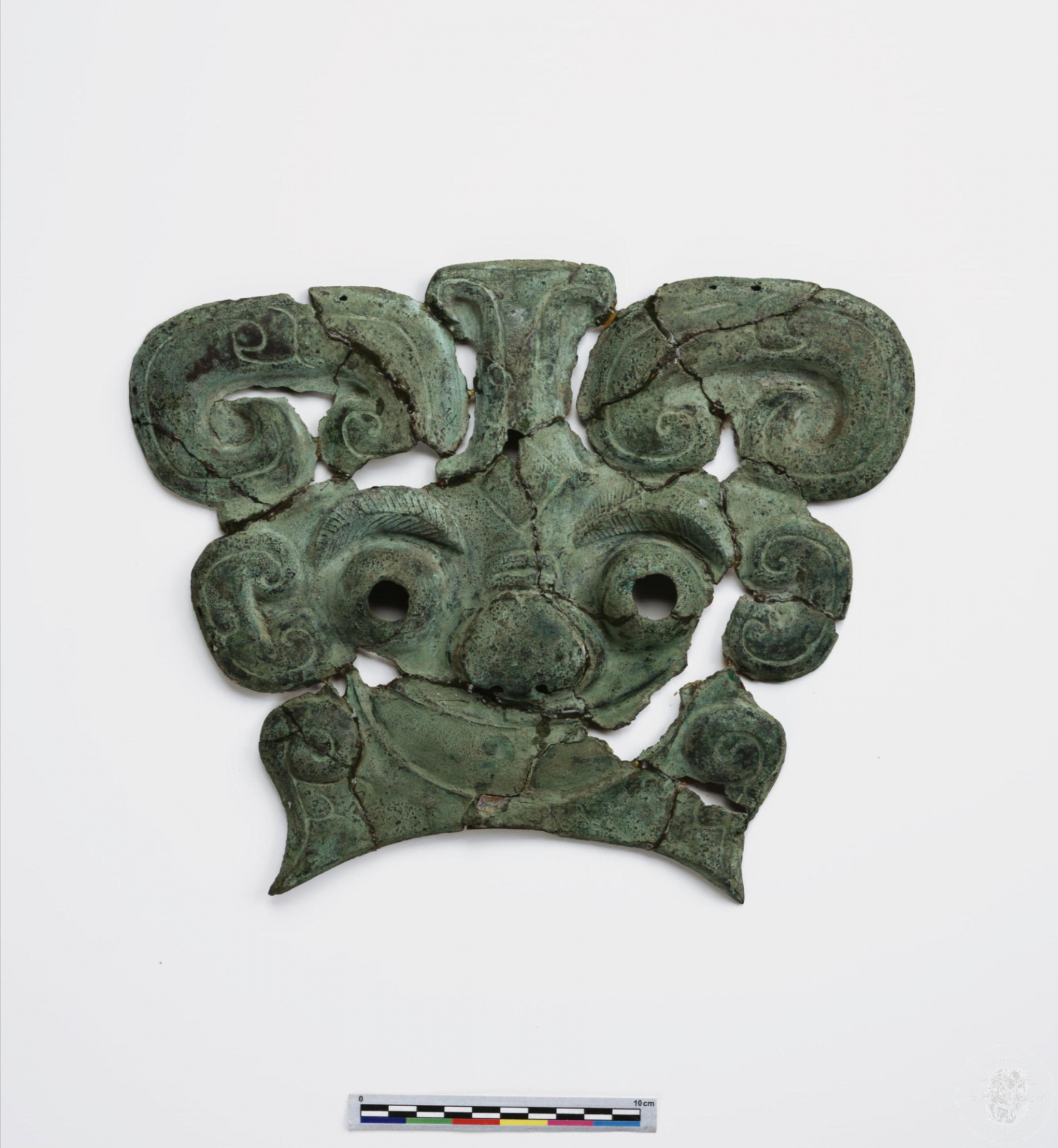 Bronze Animal Mask Horse Bridle Ornament  Museum of the Institute of  History & Philology, Academia Sinica