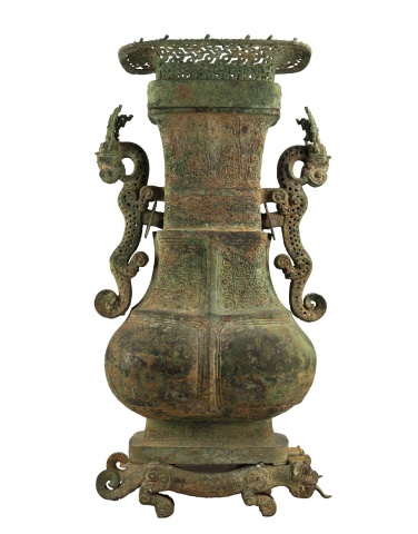 Square Hu Pot with Coiled Dragon Pattern