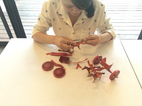 IV-1 Shang Dynasty Chariot DIY Workshop
