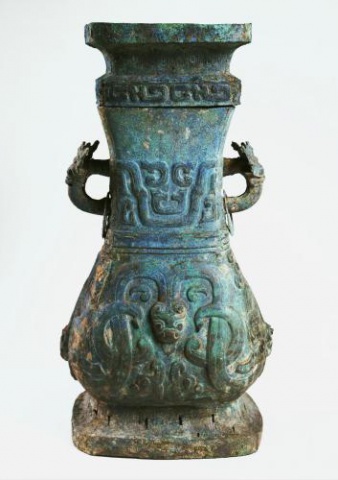 Square Hu Pots with Intersecting-dragon Pattern