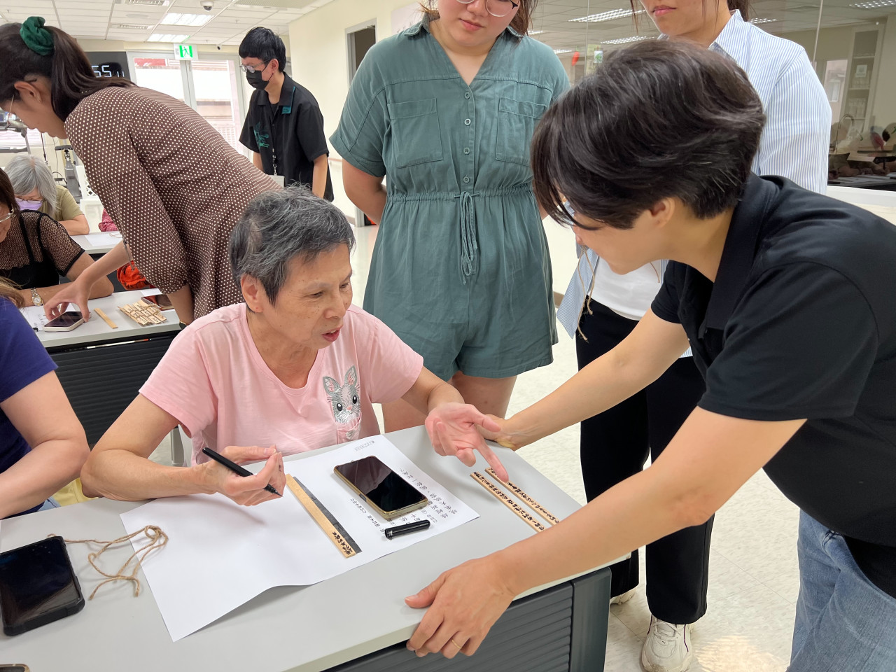 邊聊漢簡、編寫木簡 - 歷史文物陳列館X臺北市立聯合醫院