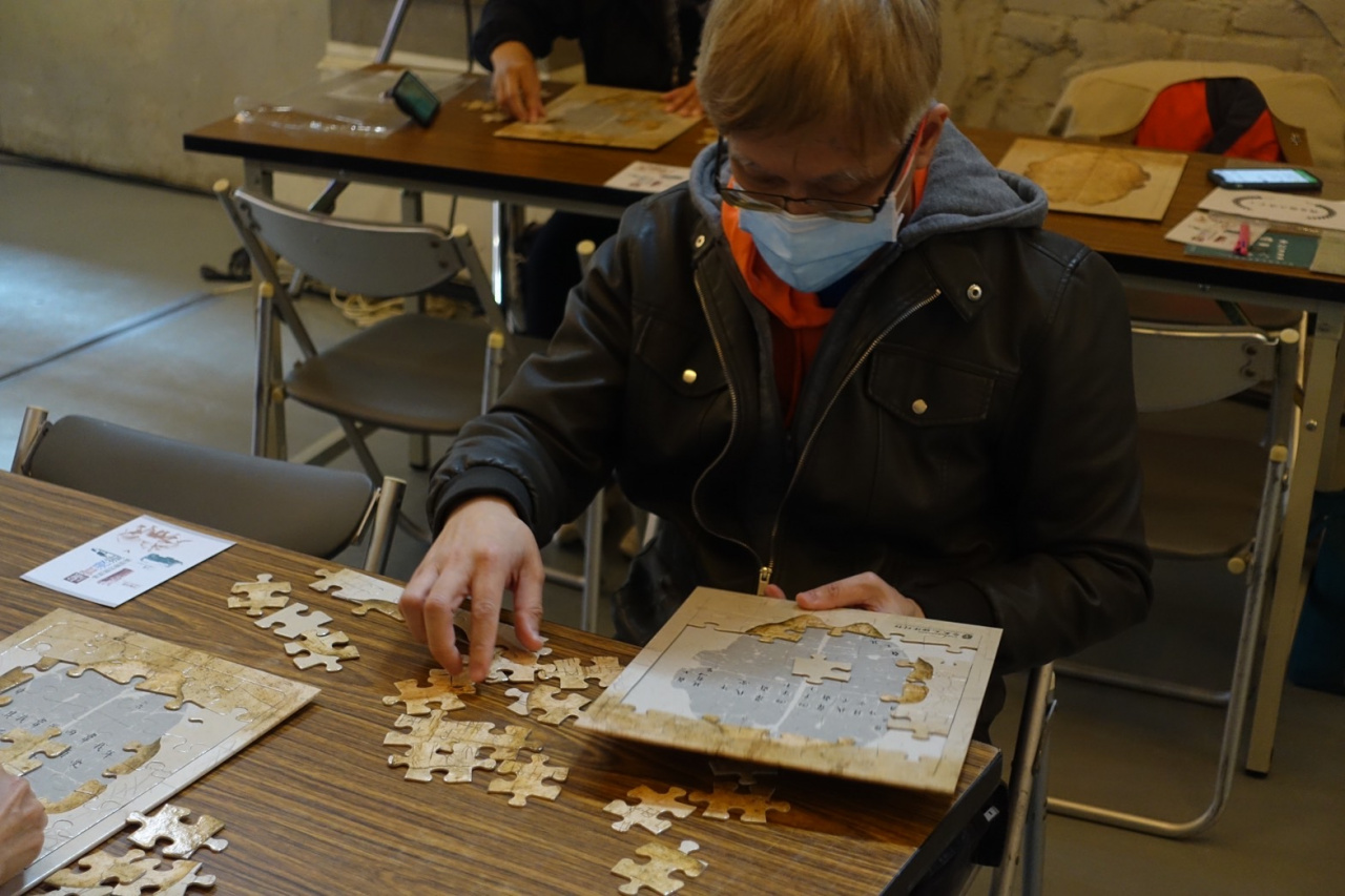 “Assembling Oracle Bones, Puzzling Out Secrets” Jigsaw Puzzle Workshop - 臺北聯醫111年失智月活動