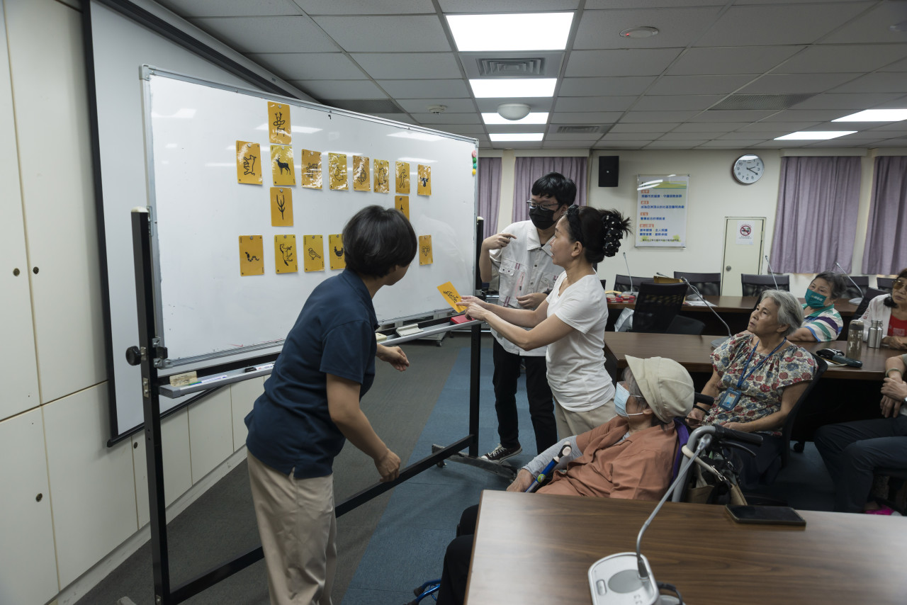 甲骨文這樣玩2.0玩出你的人生卡牌 - 歷史文物陳列館X臺北市立聯合醫院(聯醫社會處方箋外展活動)