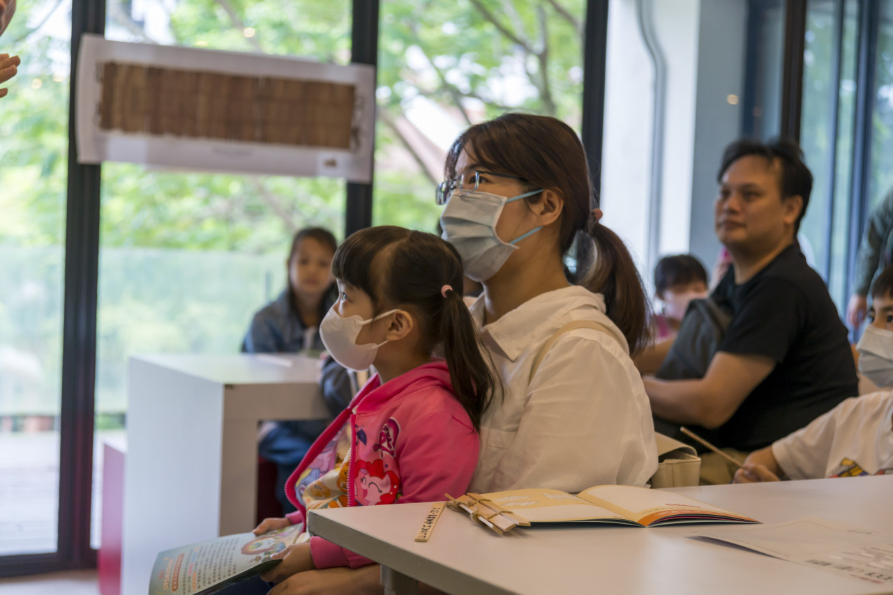 邊聊漢簡、編寫木簡 - 2024中研院Open House（10/12兒童科普日）