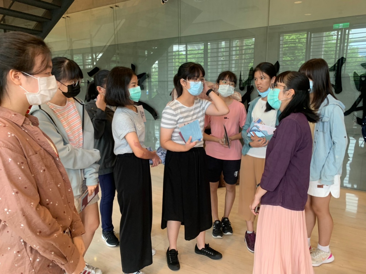 English excursion learning visit of Taipei City Walker, Taipei First Girls High School