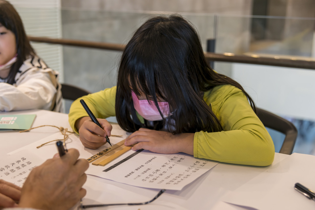 邊聊漢簡、編寫木簡 - 2024中研院Open House（10/12兒童科普日）