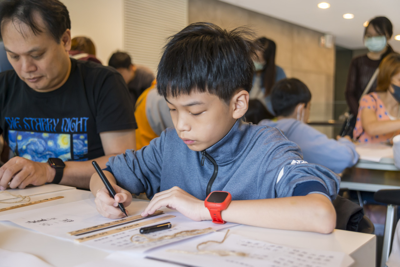 邊聊漢簡、編寫木簡 - 2024中研院Open House（10/12兒童科普日）