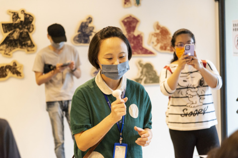 Lend a Han-d with Storytelling (5/20) - MIHP Activities for the 2023 518 International Museum Day