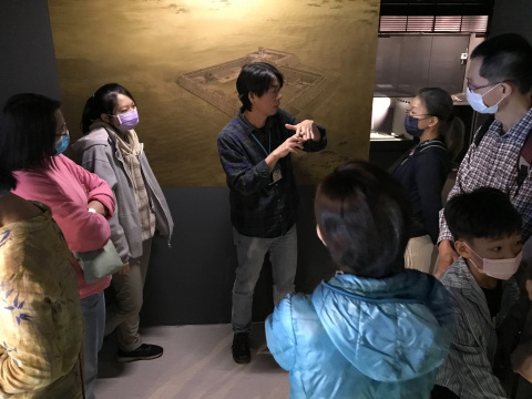 專場導覽（11/11） - 從原料、編寫到再利用──邊塞漢簡的生命史