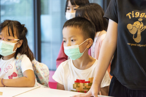 Lend a Han-d with Storytelling (5/20) - MIHP Activities for the 2023 518 International Museum Day