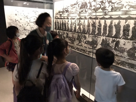 Lend a Han-d with Storytelling (5/20) - MIHP Activities for the 2023 518 International Museum Day