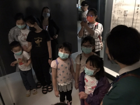 Lend a Han-d with Storytelling (5/20) - MIHP Activities for the 2023 518 International Museum Day