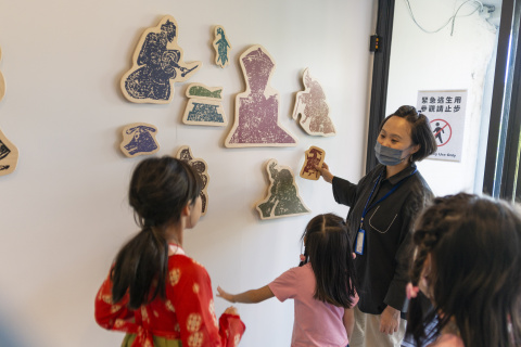 Lend a Han-d with Storytelling (5/27) - MIHP Activities for the 2023 518 International Museum Day