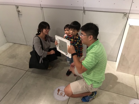 第一組客人