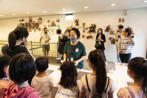 Lend a Han-d with Storytelling (5/20) - MIHP Activities for the 2023 518 International Museum Day