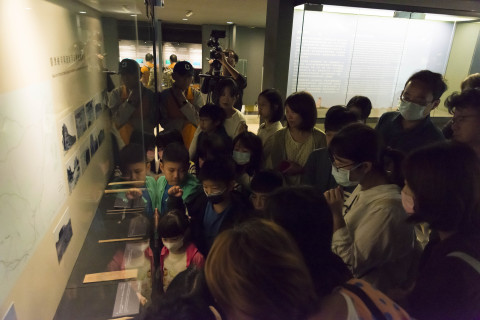 邊聊漢簡、編寫木簡 - 2024中研院Open House（10/12兒童科普日）