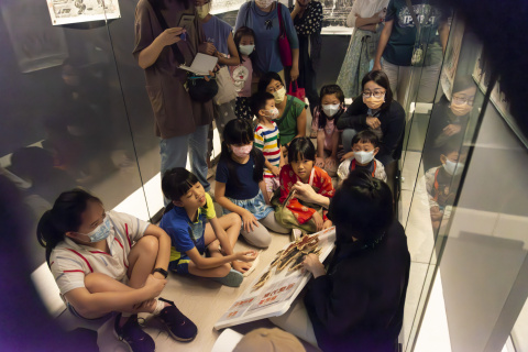 Lend a Han-d with Storytelling (5/27) - MIHP Activities for the 2023 518 International Museum Day