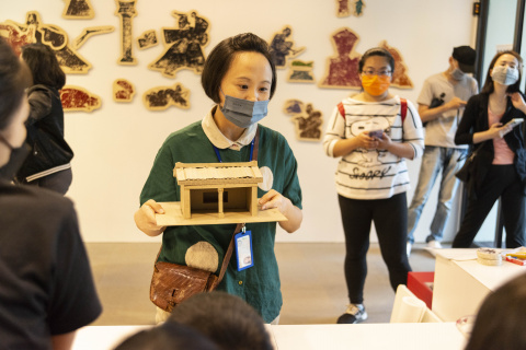 Lend a Han-d with Storytelling (5/20) - MIHP Activities for the 2023 518 International Museum Day