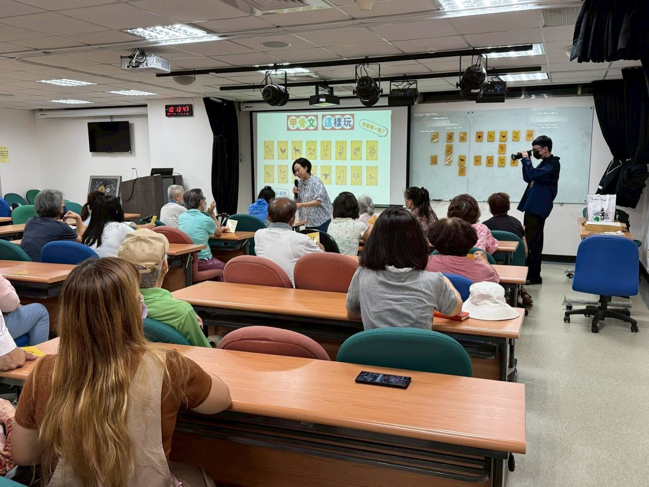 甲骨文這樣玩2.0玩出你的人生卡牌 - 歷史文物陳列館X臺北市立聯合醫院(聯醫社會處方箋外展活動)