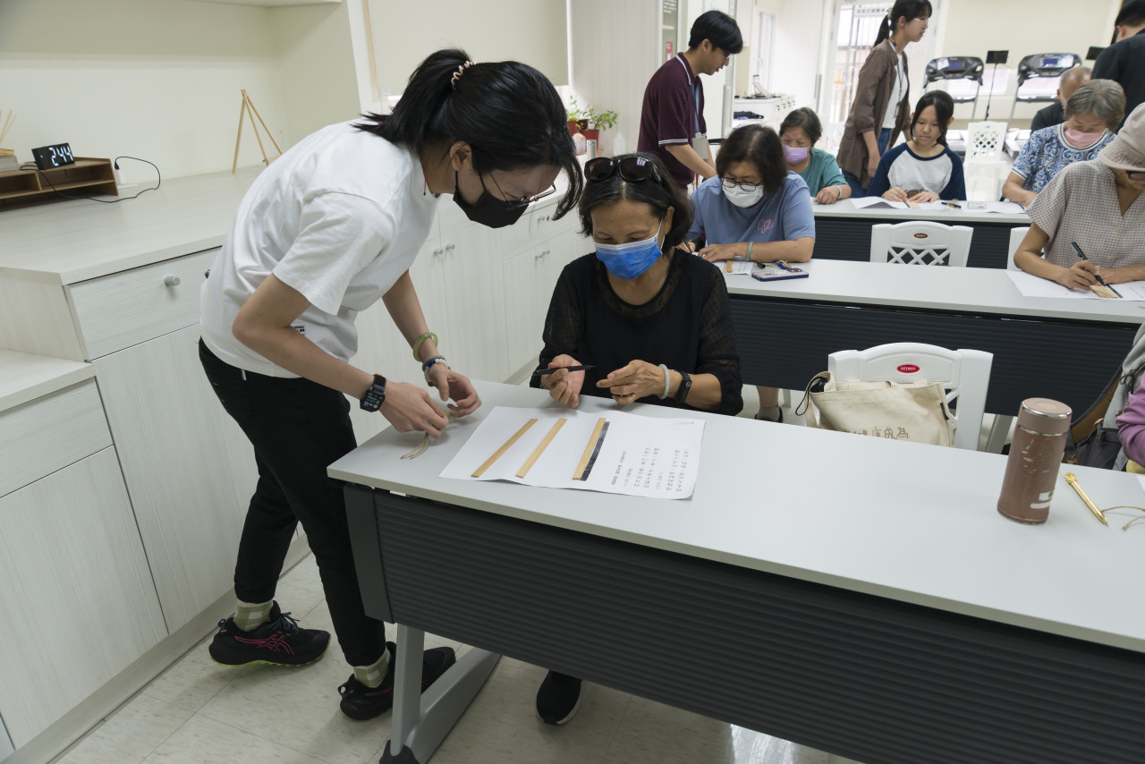 邊聊漢簡、編寫木簡 - 歷史文物陳列館X臺北市立聯合醫院