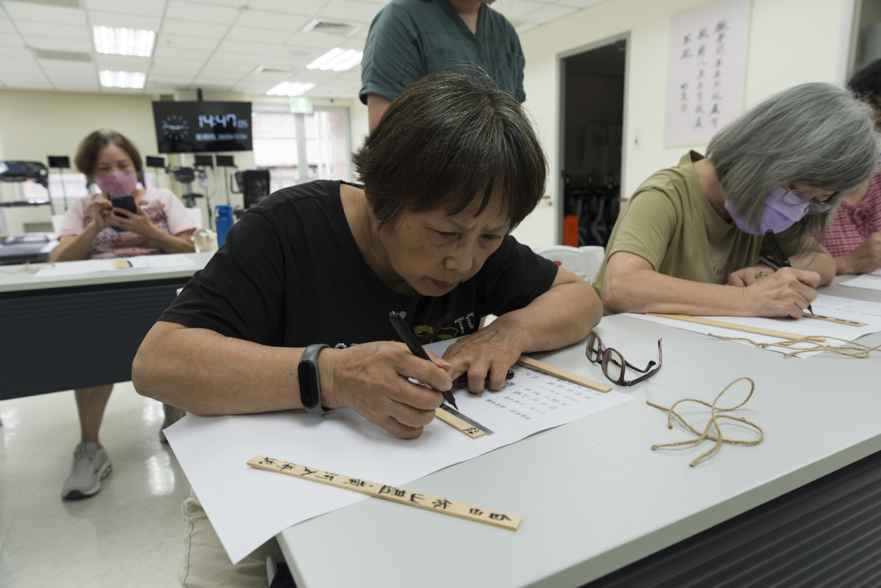 邊聊漢簡、編寫木簡 - 歷史文物陳列館X臺北市立聯合醫院