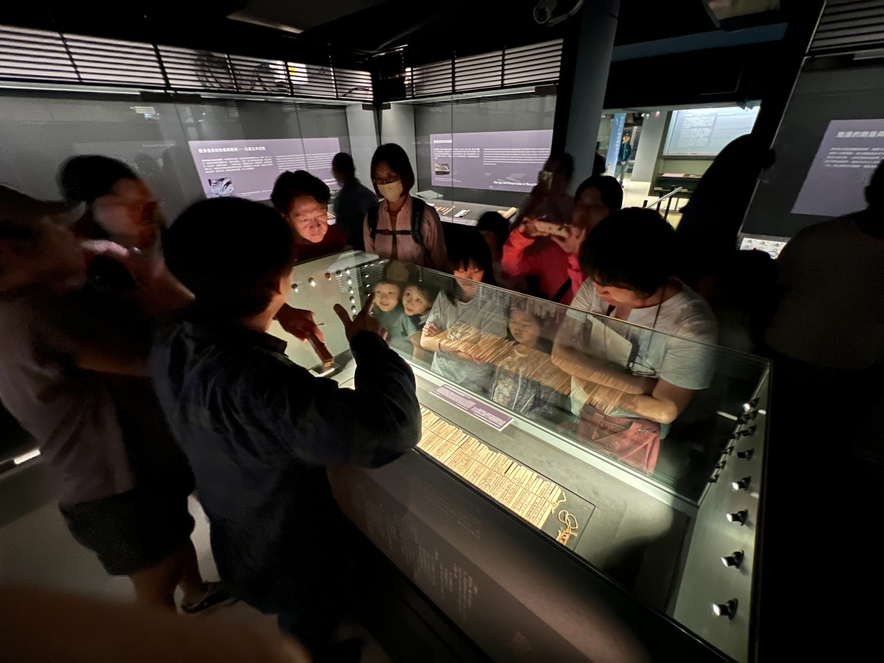 邊聊漢簡、編寫木簡（7/16） - 夏日文物館