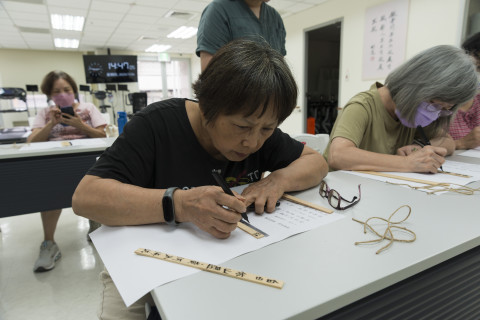 邊聊漢簡、編寫木簡 - 歷史文物陳列館X臺北市立聯合醫院