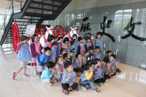 幼稚園、小學生